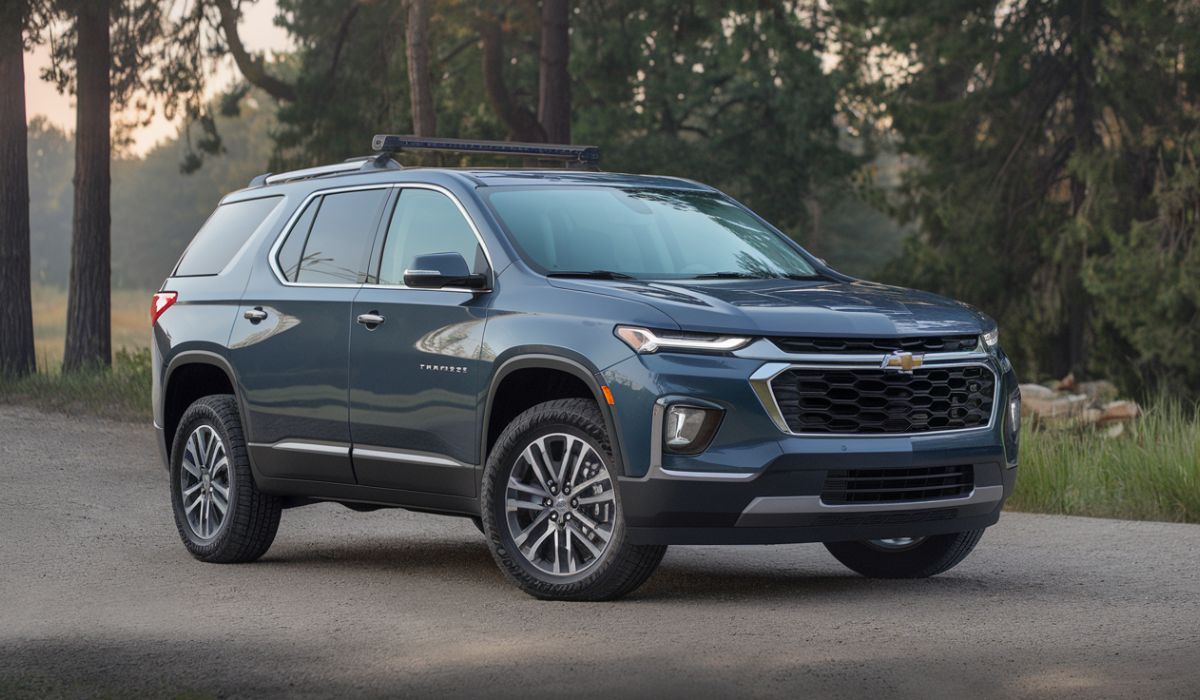 2024 Chevrolet Traverse LT: A Family SUV That Has It All