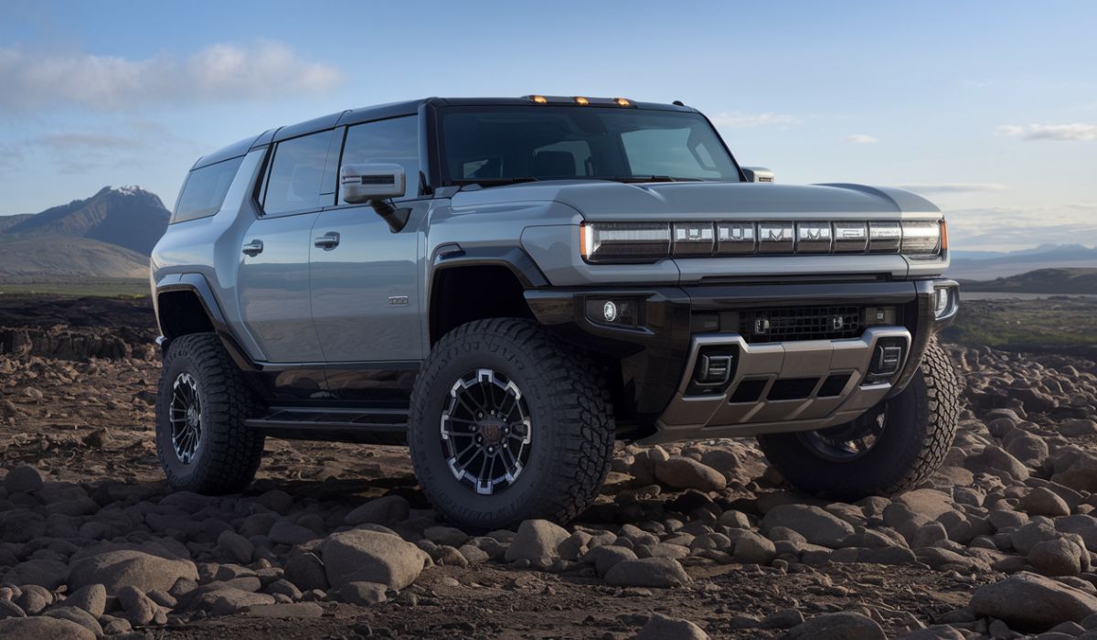 2025 GMC Hummer EV SUV: The Future of Off-Road Electric Vehicles