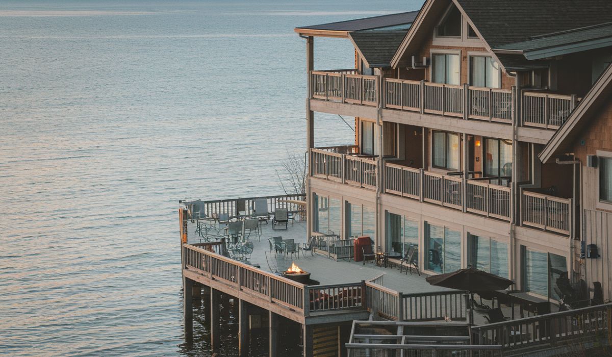 Hotels on Lake Michigan: The Ultimate Guide to Waterfront Stays